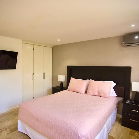 Cozy Loft With Pool, One Block From The Beach! Cancun Exterior photo