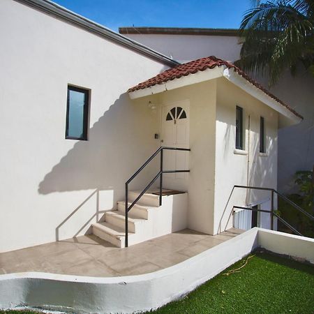 Cozy Loft With Pool, One Block From The Beach! Cancun Exterior photo